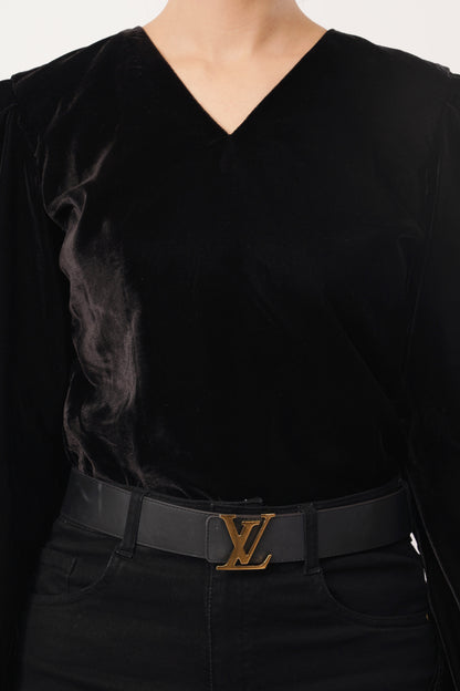 Noir Velvet Charm